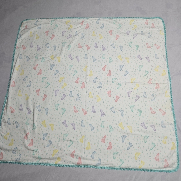 New* handmade baby feet and turquo one of a kind baby blanket approx. 32" by 34" - Picture 12 of 12